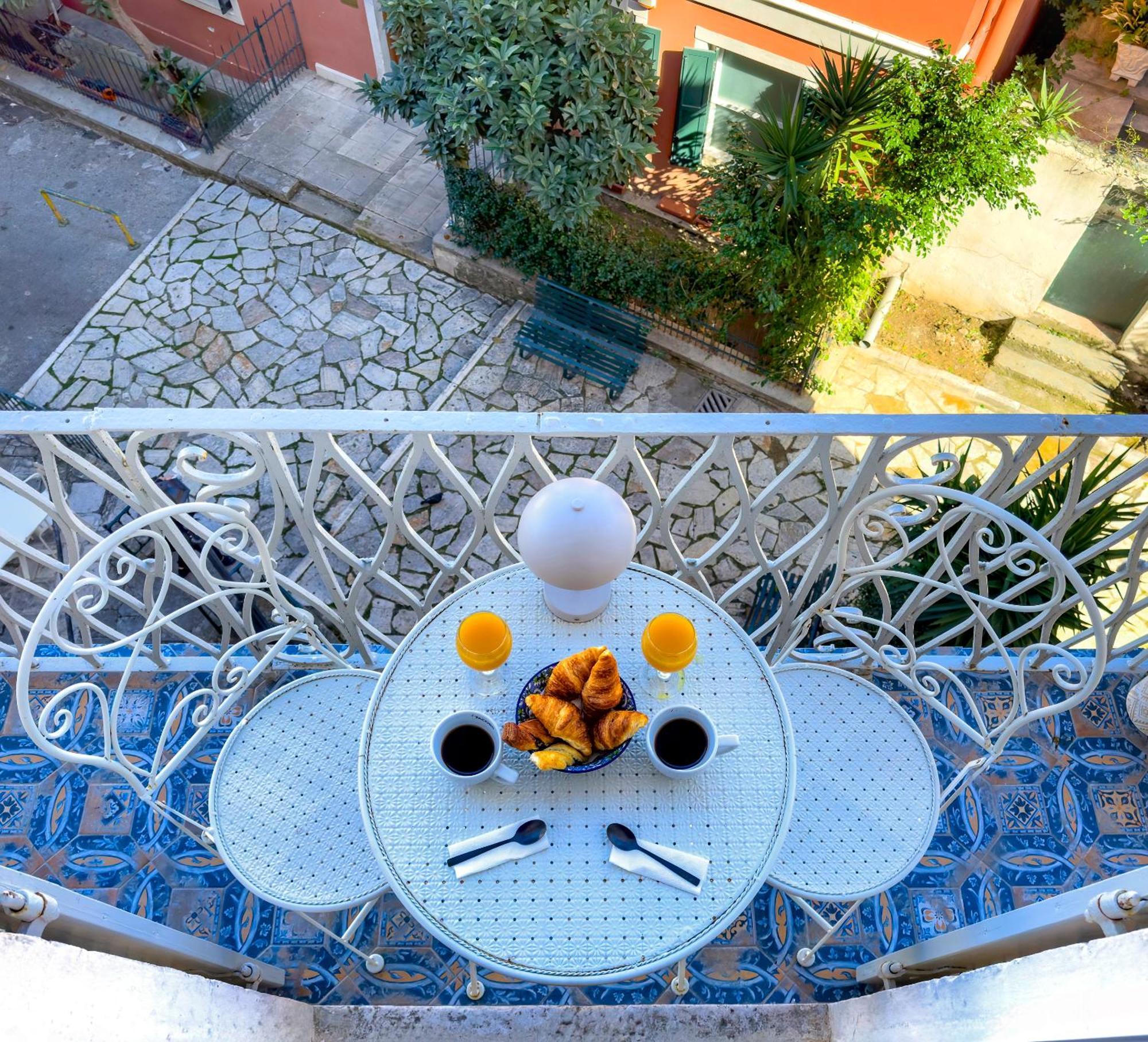 Vailato Swan White Suite Corfu  Eksteriør billede