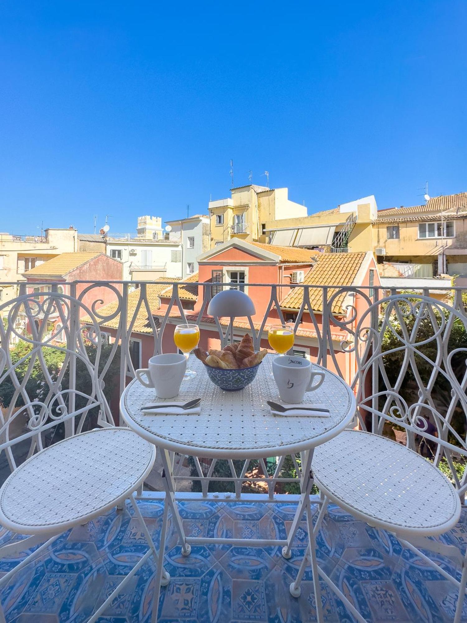 Vailato Swan White Suite Corfu  Eksteriør billede